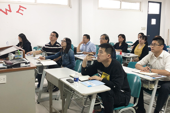 https://www.sicfl.edu.cn/_upload/article/images/83/4f/f32bbbd64e2294cf19081cb0d7b2/5b0ce8b7-cd14-4a49-9699-d6501657147f.jpg